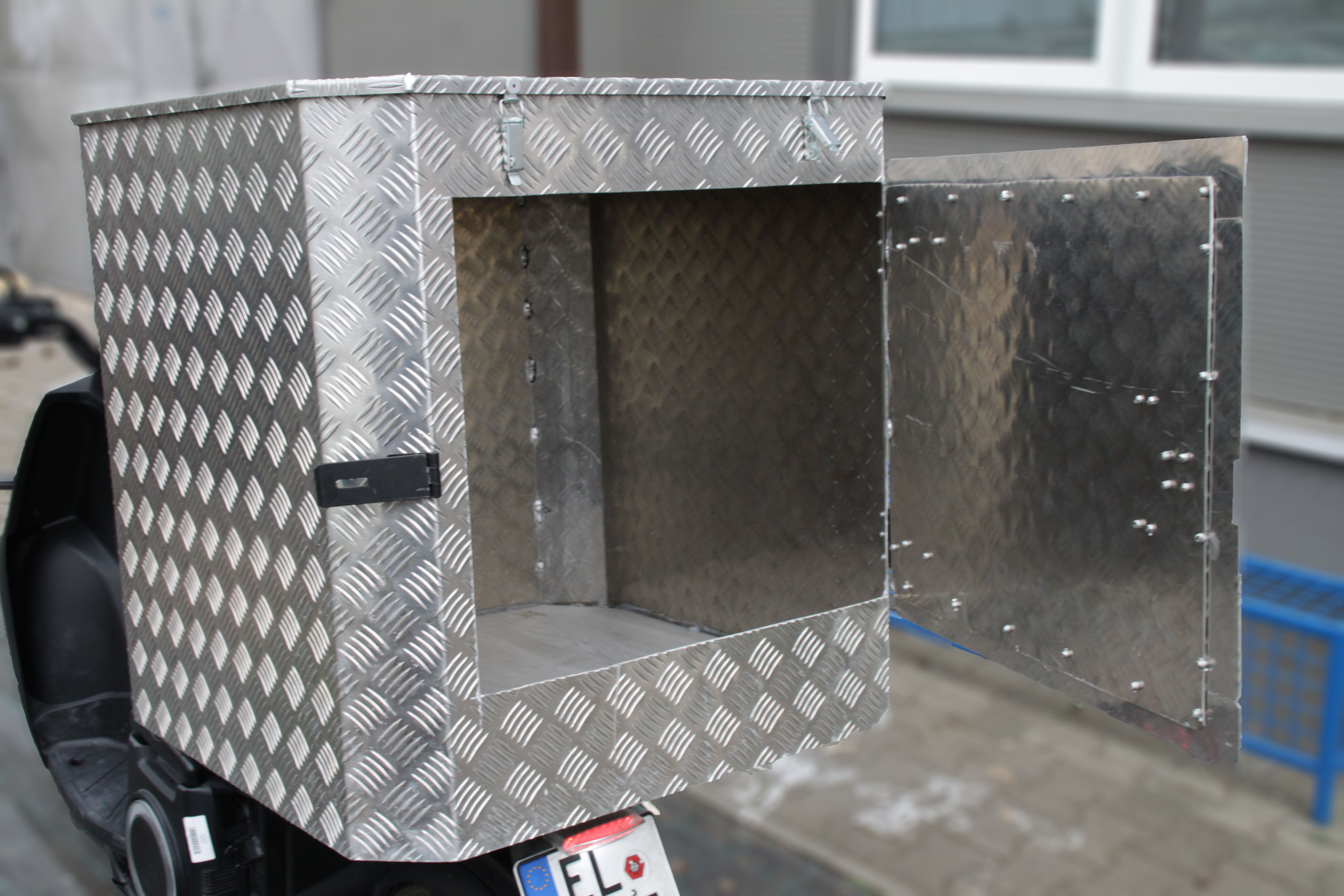Otevřený box S02 Cargo
